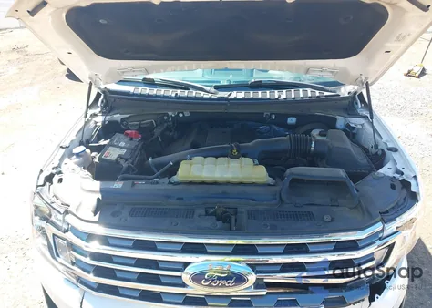 2019 Ford Expedition Xlt z USA, uszkodzony, nr VIN 1FMJU1HT0KEA05102